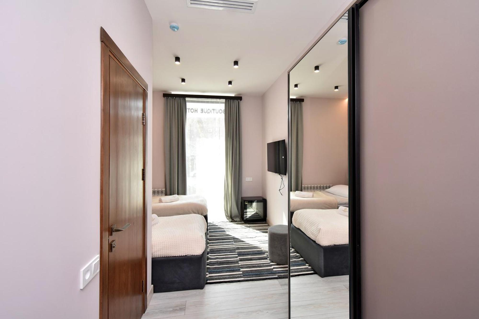 Avenue 23 Boutique Hotel Erevan Exterior foto